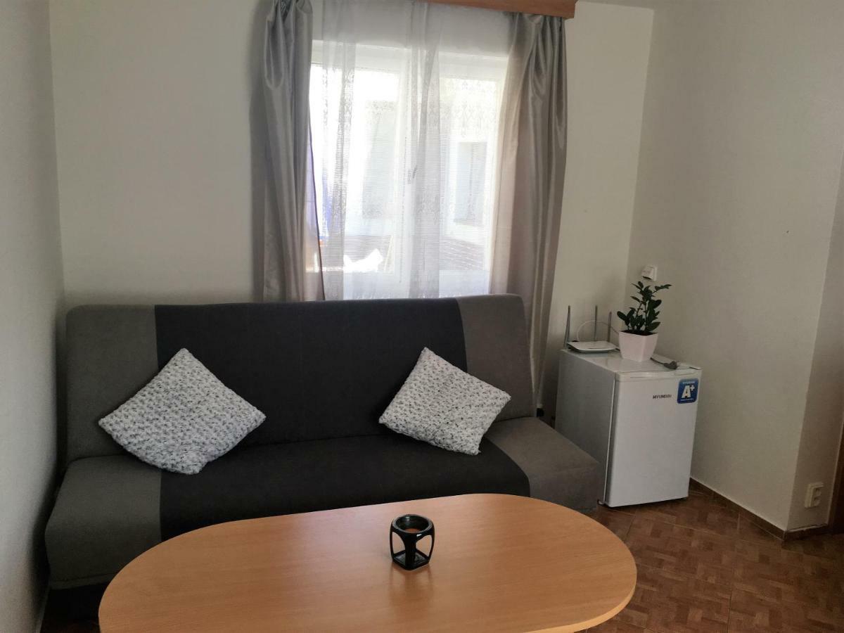 Dvacitka Apartment Ceske Budejovice Exterior photo